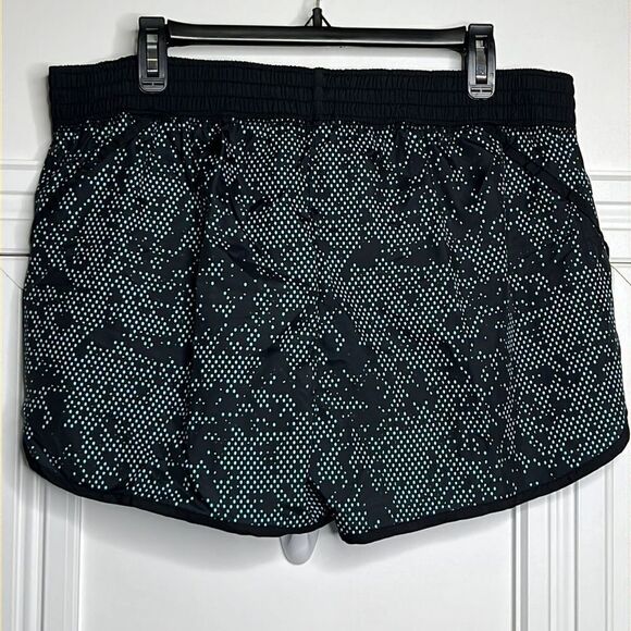 Champion Athletic Running Shorts Size XL - Picture 2 of 6